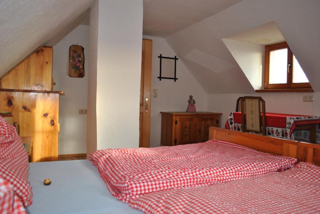 Schlintl-Hof Villa Liebenfels Room photo